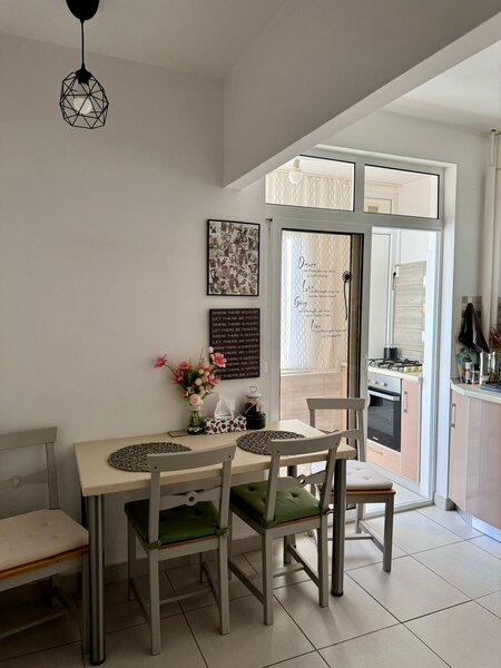 Ion Mihalache, metrou 1 Mai,